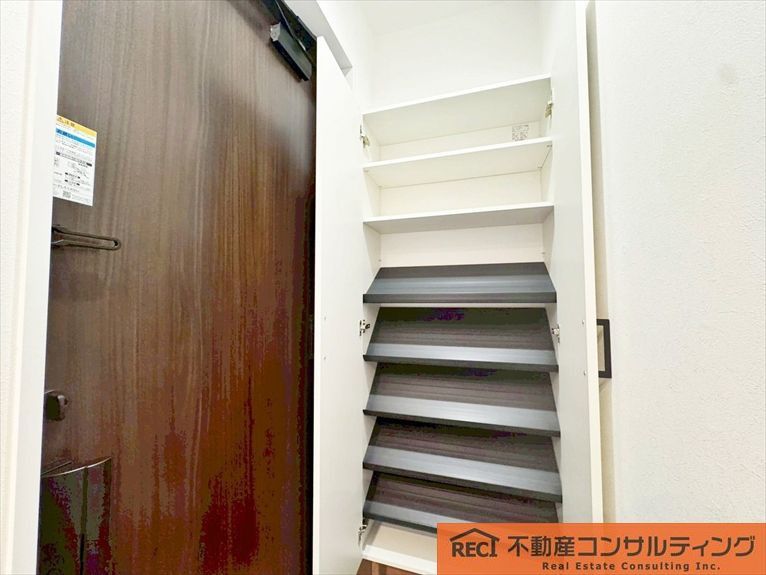 Renovated 2LDK House near Muko-no-sho Station, Amagasaki - Thumbnail 3