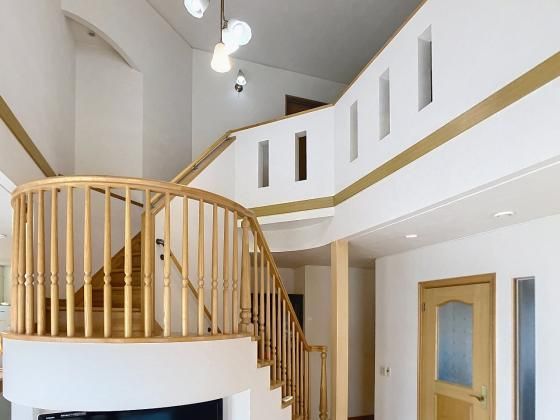 Spacious 4LDK House with Garage in Kanazawa's Mizuki Area - Thumbnail 3