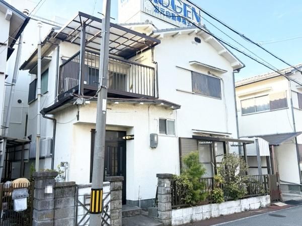 4DK Family Home for Sale in Kaizuka City, Osaka - Thumbnail 2