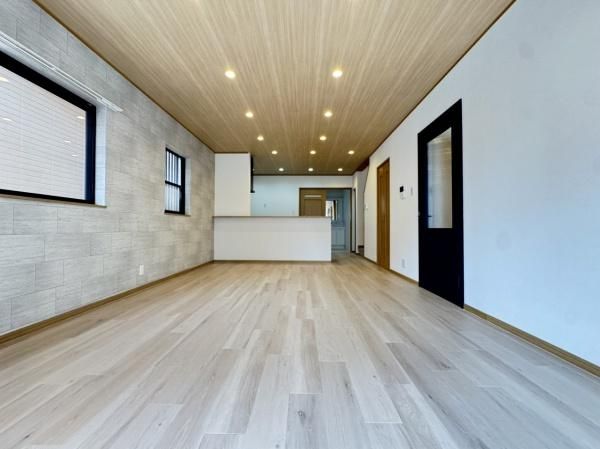 Renovated 3LDK House for Sale in Izumi City, Osaka - Thumbnail 3