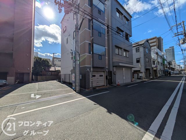 5-Storey 3LDK Home with Elevator in Central Kobe, Hyogo - Thumbnail 3
