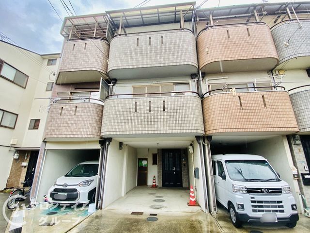 4LDK House for Sale in Kadoma City, Osaka - Thumbnail 2