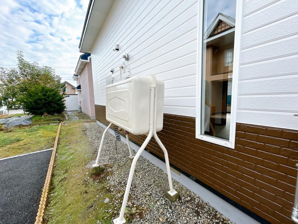 Renovated 4LDK House with Garden for Sale in Obihiro, Hokkaido - Thumbnail 2