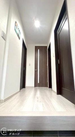 4LDK Detached House for Sale in Jōyō City, Kyoto - Near Nagaiike Station - Thumbnail 2