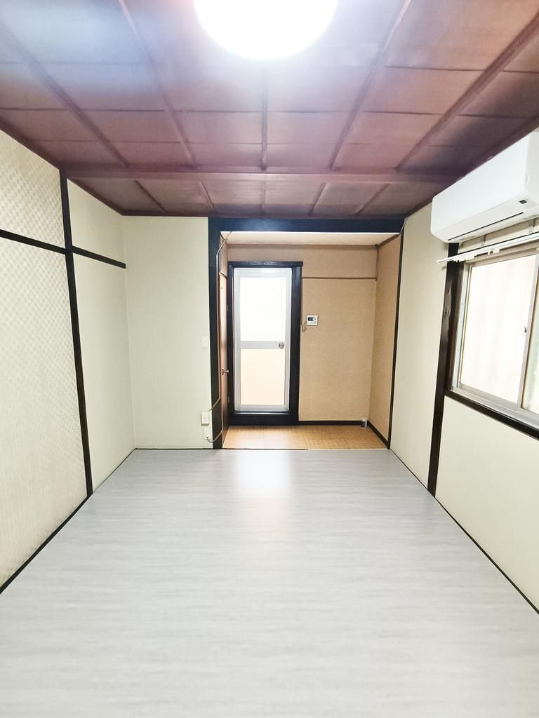 Terrace House for Sale in Shijonawate, Osaka - 3K, 41.32 sqm - Thumbnail 4