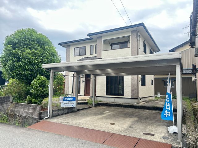 Renovated 4LDK House Near Iekyu Station in Echizen City - Thumbnail 2