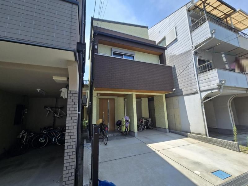 Modern 4LDK House for Sale in Moriguchi, Osaka - 2022 Build - Thumbnail 2