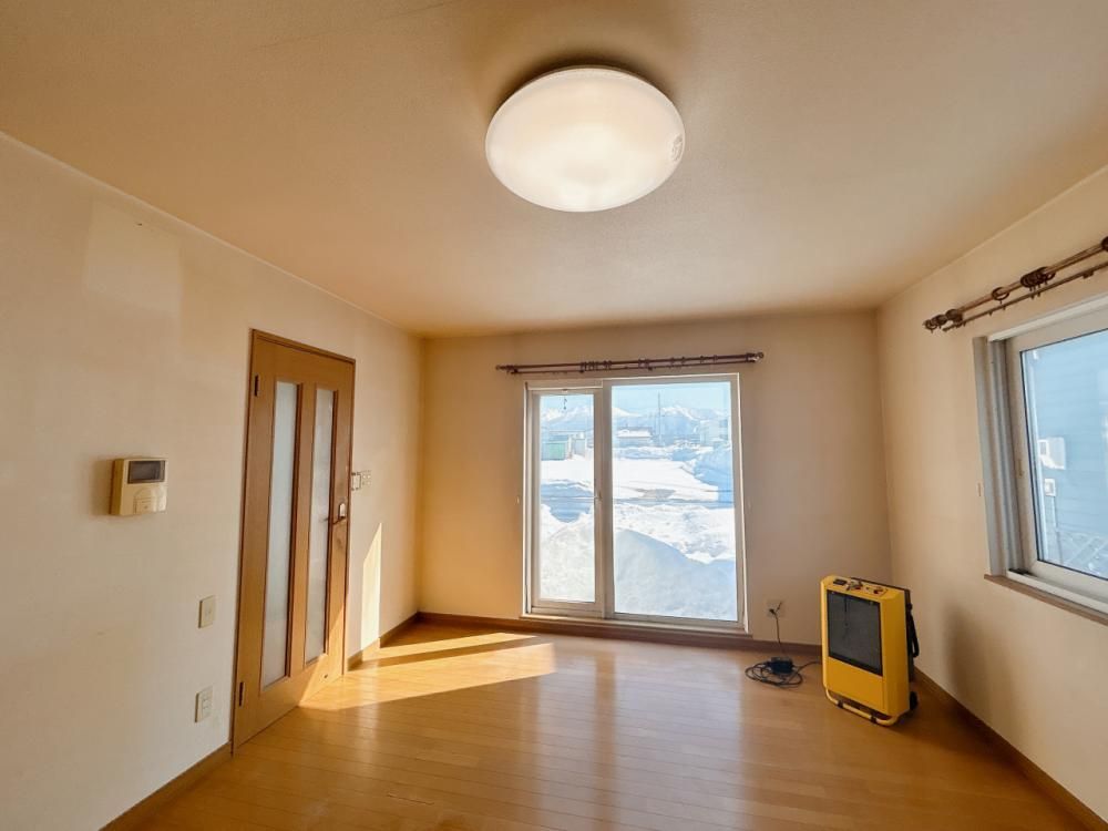 3LDK Detached House for Sale in Kamifurano, Hokkaido - Thumbnail 4