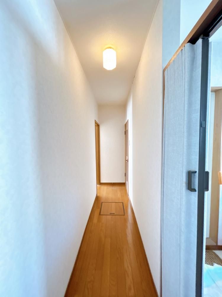 Renovated 3LDK House in Shimizu-cho, Hokkaido 97.6 sqm - Thumbnail 4