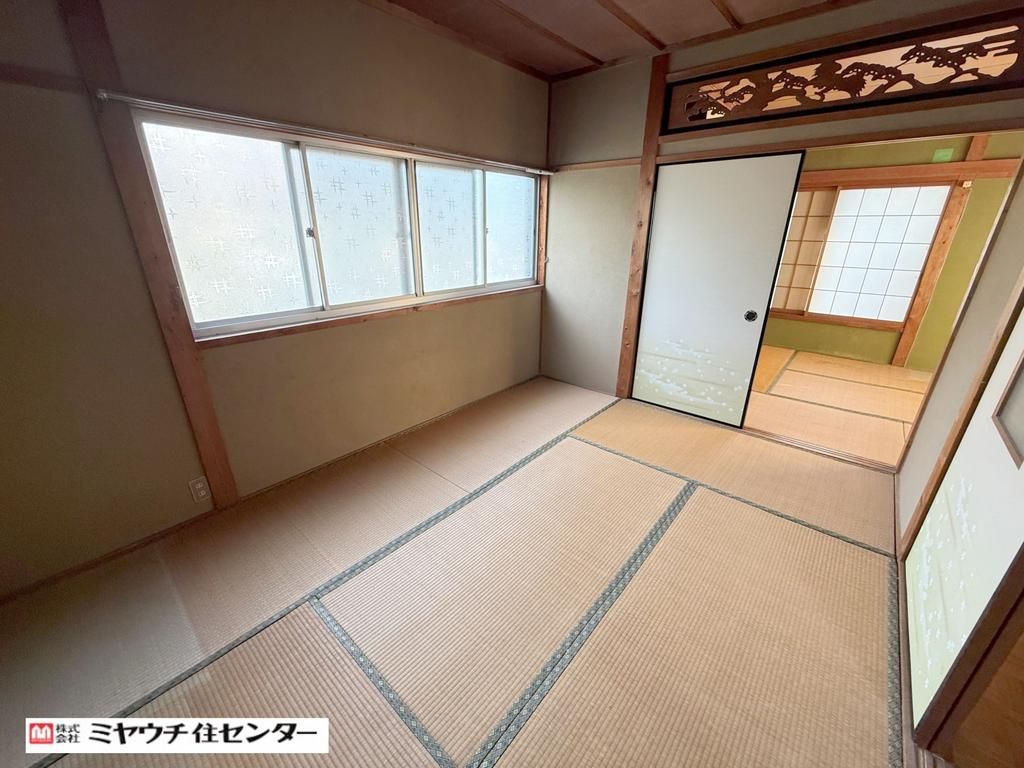 5DK Detached House for Sale in Fujiidera, Osaka - 7700000 Yen - Thumbnail 2