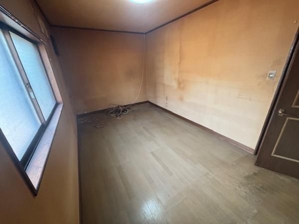 3LDK Detached House for Sale in Higashi-Osaka, Osaka - Thumbnail 3