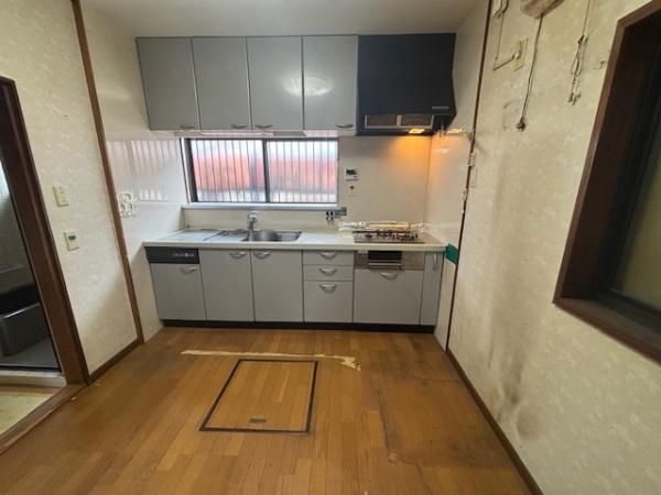 3LDK Detached House for Sale in Higashi-Osaka, Osaka - Thumbnail 4