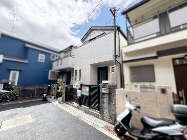 1996 Misawa Home Custom House with 2024 Renovation in Itami - Thumbnail 3