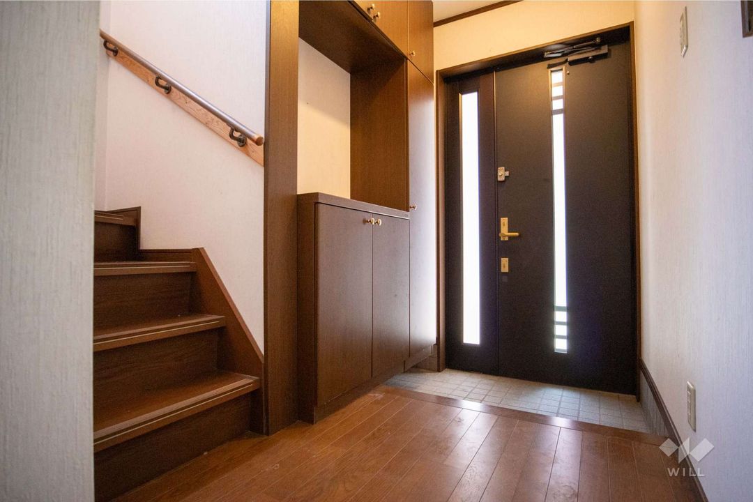 3-Story 4LDK House with Shutter Garage Near Awaji Station, Osaka - Thumbnail 4