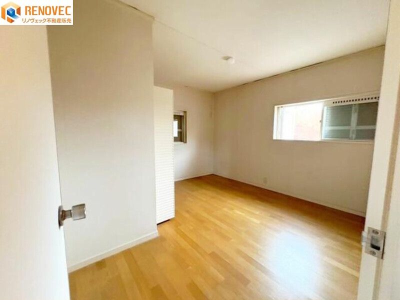 4LDK Detached House for Sale in Sakai, Osaka - Spacious Family Home - Thumbnail 2