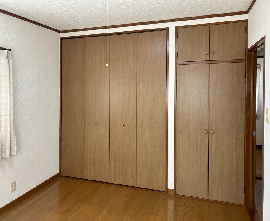 7SLDK Three-Story House for Sale in Tatsuno City, Hyogo - Thumbnail 3