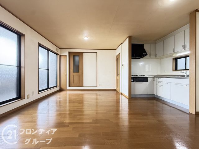 4LDK Steel-Framed House for Sale in Ikuno-ku, Osaka - Thumbnail 4