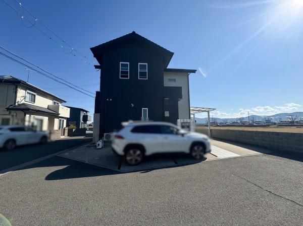 4LDK All-Electric House in Wakayama City Near Kii Station - Thumbnail 3