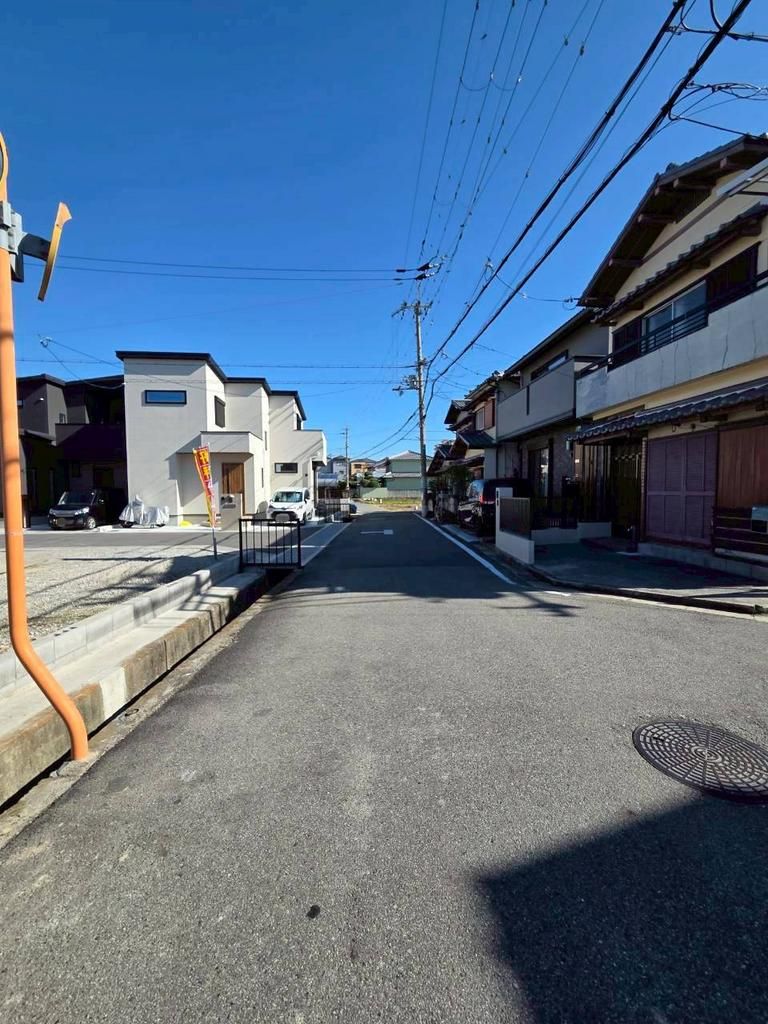 5DK Terraced House for Sale near Takawashi Station, Habikino - Thumbnail 2