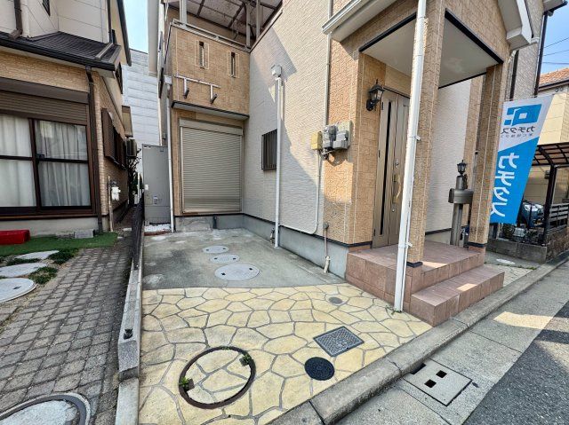 Renovated 3LDK Wooden House for Sale in Sakai, Osaka - Thumbnail 3