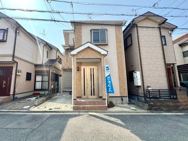 Renovated 3LDK Wooden House for Sale in Sakai, Osaka - Thumbnail 2