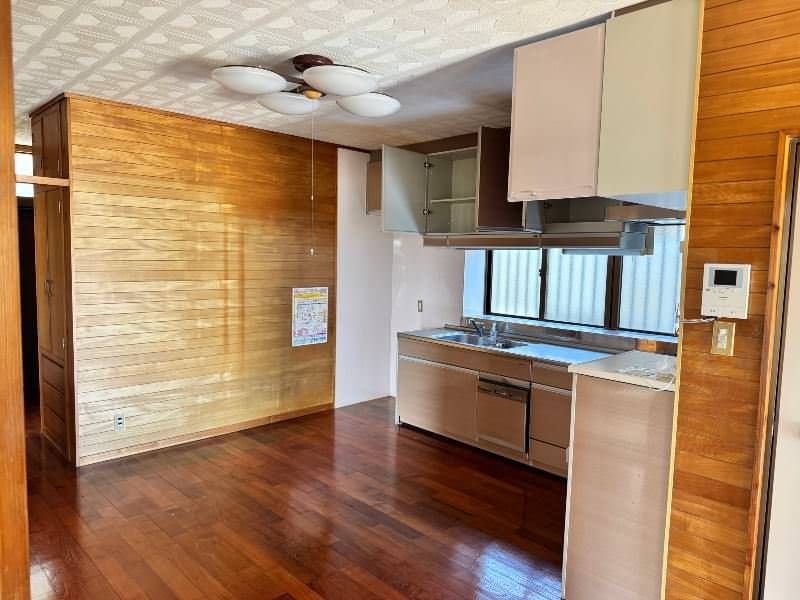 4LDK House for Sale in Haebaru, Okinawa - 131.96 sqm - Thumbnail 4