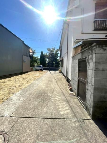 Renovation-Ready 3DK Terrace House in Sakai, Osaka - Thumbnail 2