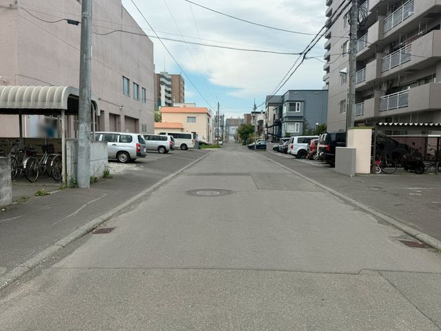 4LDK 138m² House for Sale in Sapporo Higashi Ward - Thumbnail 2