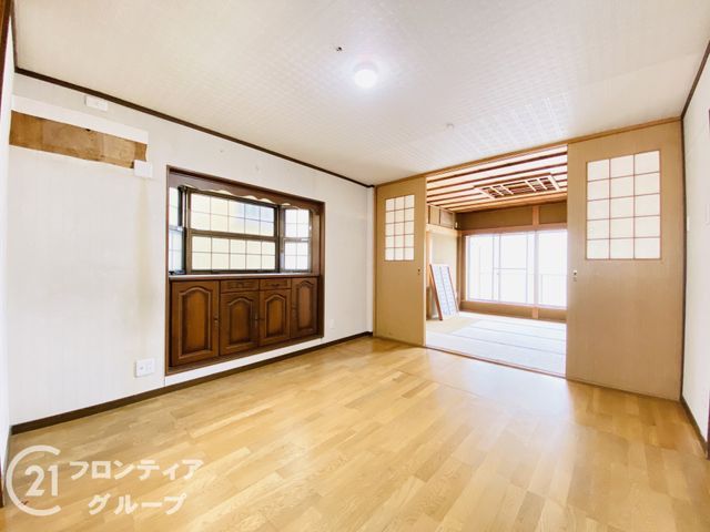 6LDK Steel-Frame House for Sale in Moriguchi, Osaka - Thumbnail 3