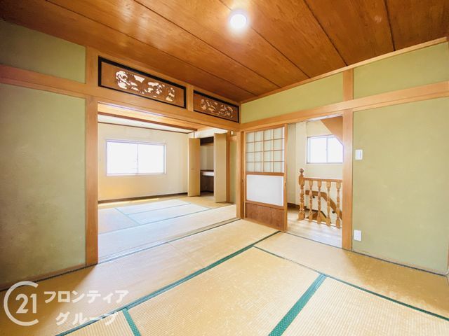 6LDK Steel-Frame House for Sale in Moriguchi, Osaka - Thumbnail 2