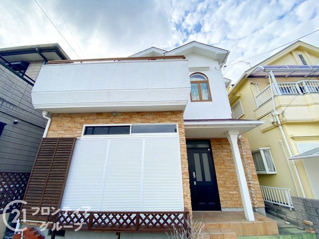 Renovated 3SLDK House in Kobe Nishi Ward with Natural Materials - Thumbnail 2