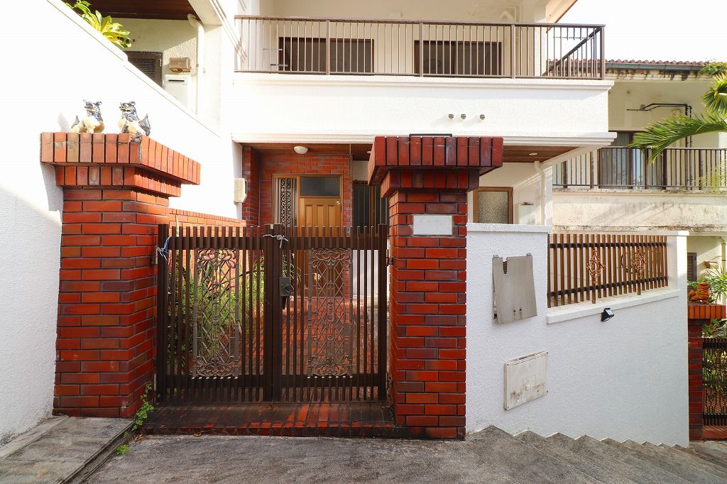 4DK Row House for Sale in Naha City, Okinawa - 114.9 sqm - Thumbnail 2