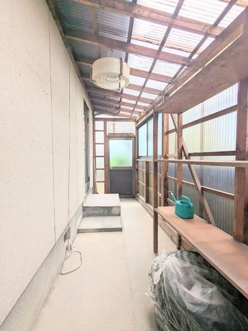 5DK Sekisui House Family Home in Hofu, Yamaguchi - Thumbnail 3