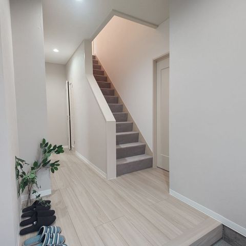 Renovated 4-Bedroom House in Tomakomai, Hokkaido - Near Aoba Station - Thumbnail 4