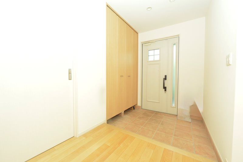 4LDK Detached House for Sale in Ibaraki, Osaka | Saito-Nishi Station - Thumbnail 2