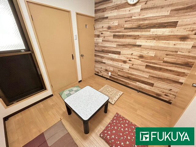 4LDK 65sqm Townhouse Near Bentencho Station in Minato-ku, Osaka - Thumbnail 4