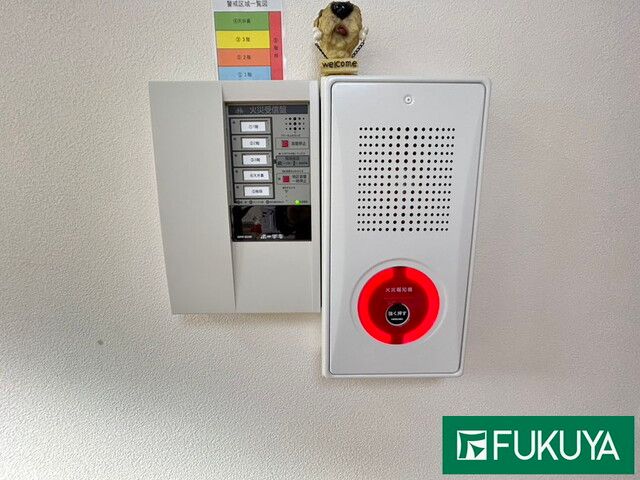 4LDK 65sqm Townhouse Near Bentencho Station in Minato-ku, Osaka - Thumbnail 3