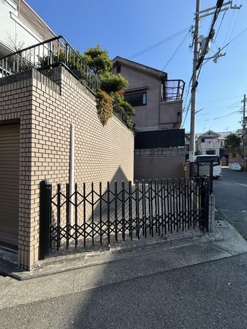 5SLDK Detached House with Garden for Sale in Sakai, Osaka - Thumbnail 3