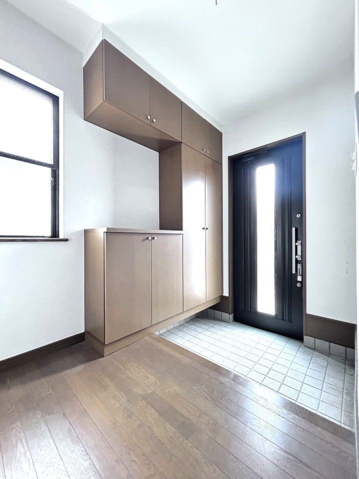 4LDK Family House with Garden in Nishinomiya, Hyogo - Thumbnail 3