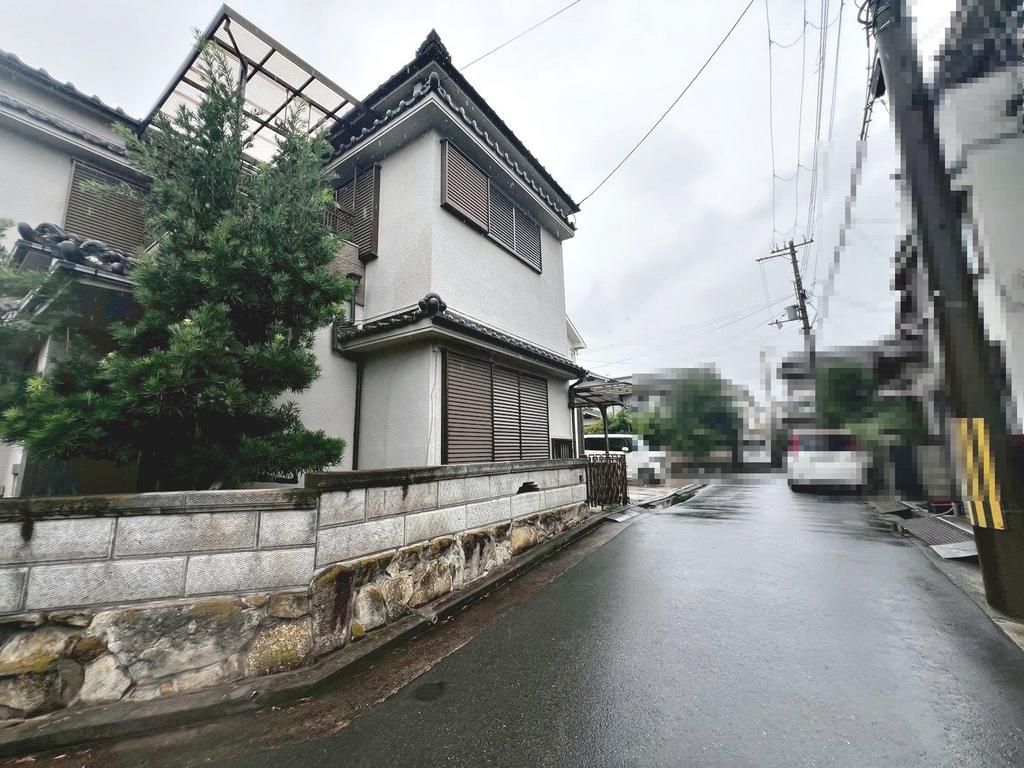 5DK Detached House for Sale in Izumi City, Osaka - Thumbnail 2