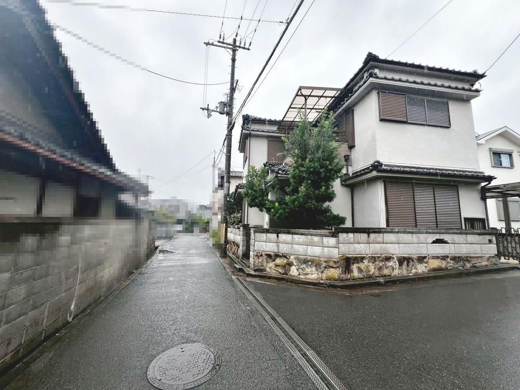 5DK Detached House for Sale in Izumi City, Osaka - Thumbnail 3
