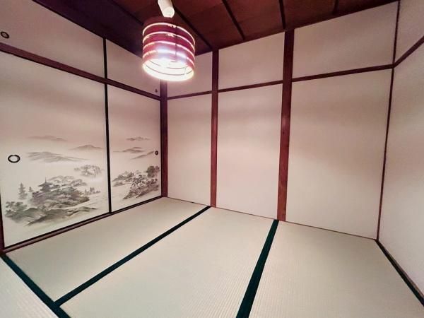 Renovated 6DK House for Sale in Hannan City, Osaka - Thumbnail 4