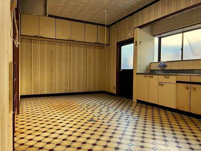 Traditional 6DK House on 115 Tsubo Plot in Kami-Gori, Hyogo - Thumbnail 3