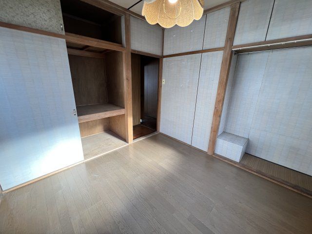 7LDK Wooden House for Sale in Otaru, Hokkaido - Near Minami-Otatu Station - Thumbnail 4