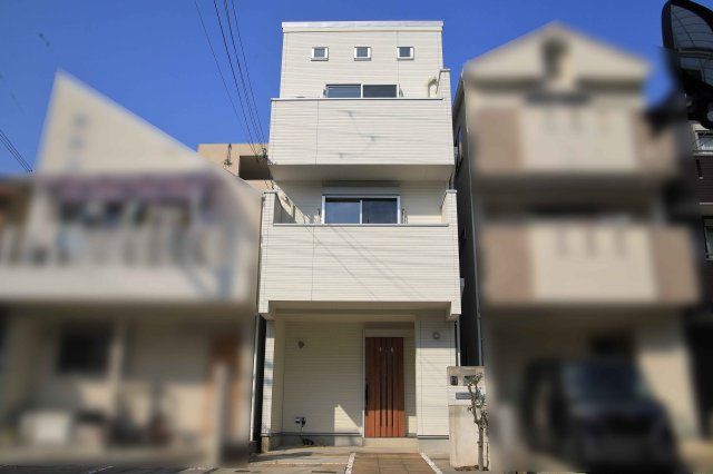 3-Story 3SLDK House for Sale in Kobe's Nada Ward - Thumbnail 2