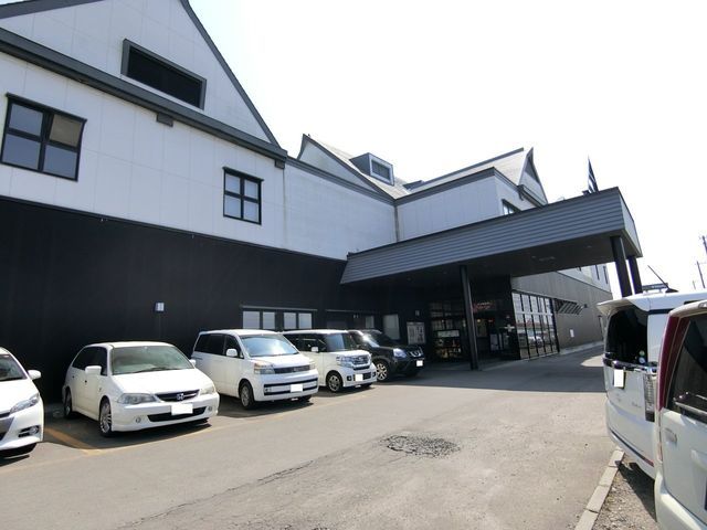 3LDK Detached House for Sale in Tomakomai, Hokkaido - Thumbnail 2