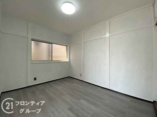3LDK Detached House for Sale in Higashiosaka, Osaka - Thumbnail 3
