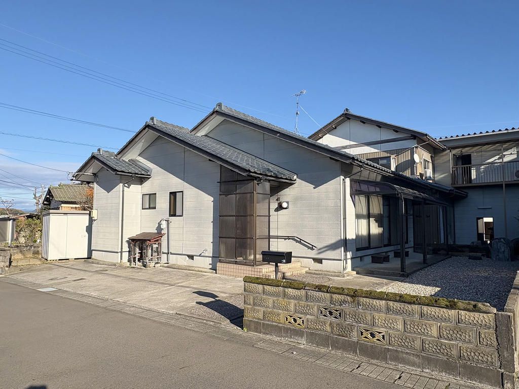 3DK Single-Story House for Sale in Echizen City, Fukui - Thumbnail 2