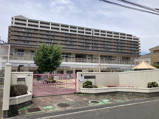 3SLDK Family Home Near Kori Station, Habikino, Osaka - Thumbnail 2