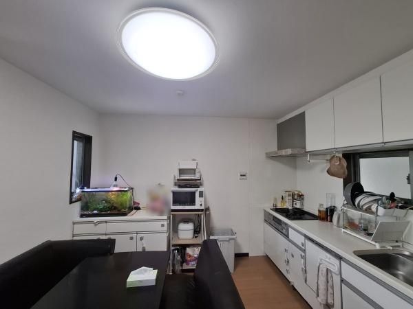 4LDK Detached House for Sale in Taisho Ward, Osaka - Thumbnail 3